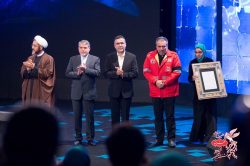 تقدیر از آتشفشانان در افتتاحیه جشنواره فیلم فجر